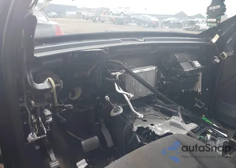 2018 Jeep Grand Cherokee Upland 4X4 z USA, uszkodzony, nr VIN 1C4RJFAG1JC492444